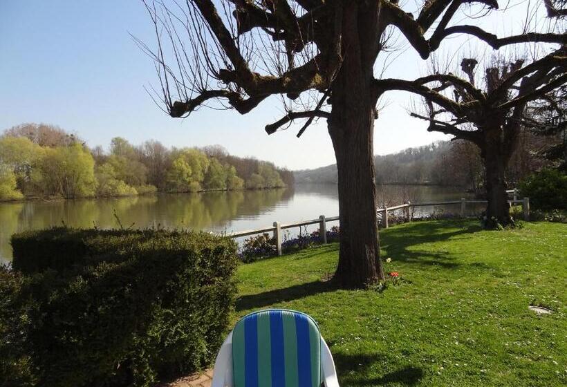 هتل Hostellerie De Pavillon Sainthubert