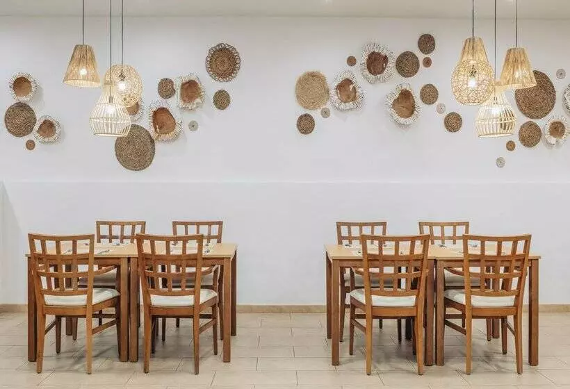 בית מלון כפרי Iberostar Waves Gaviotas Park - All Inclusive