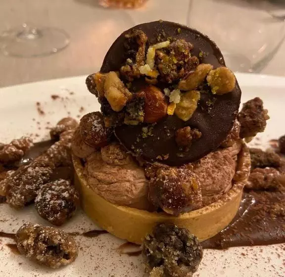 Отель Le Cheval Blanc   Lac Du Der   Logis