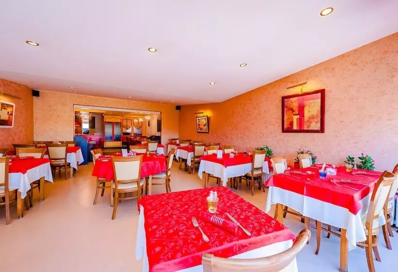 בית מלון כפרי Le Commerce