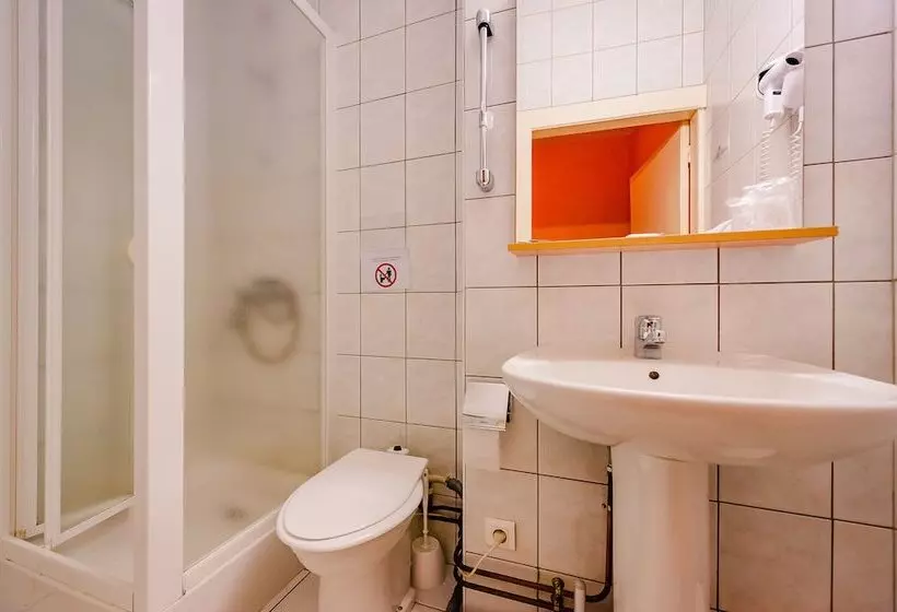 בית מלון כפרי Le Commerce