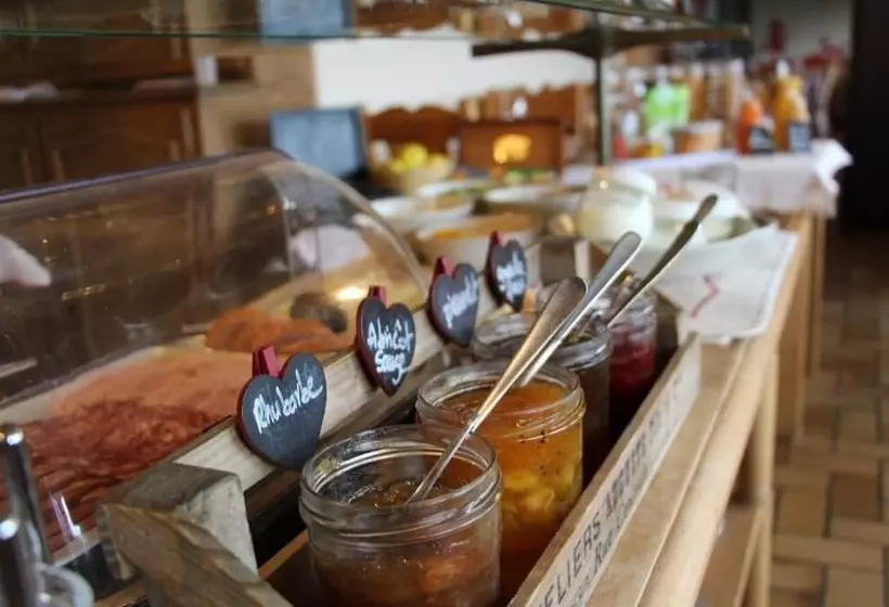 ホテル Les 4 Saisons