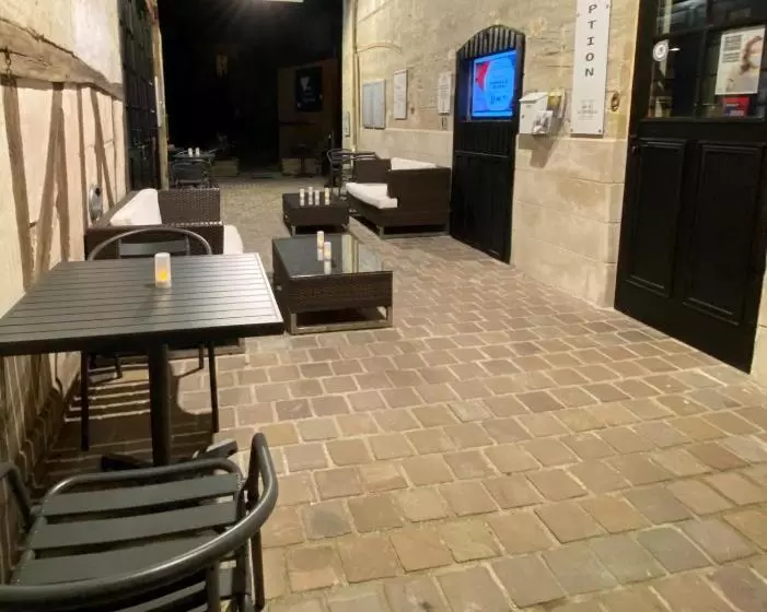 فندق Logis Hôtel Saint Nicolas