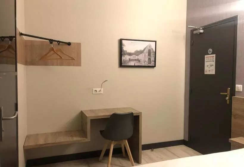 فندق Logis Hôtel Saint Nicolas