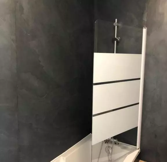 فندق Logis Hôtel Saint Nicolas