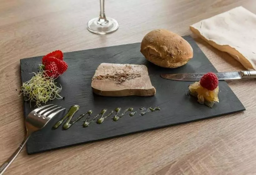 Logis Hotels   Au Poisson D Argent   Hôtel 3 étoiles Et Restaurant