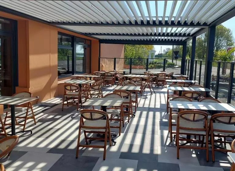 Logis Hotels   Au Poisson D Argent   Hôtel 3 étoiles Et Restaurant