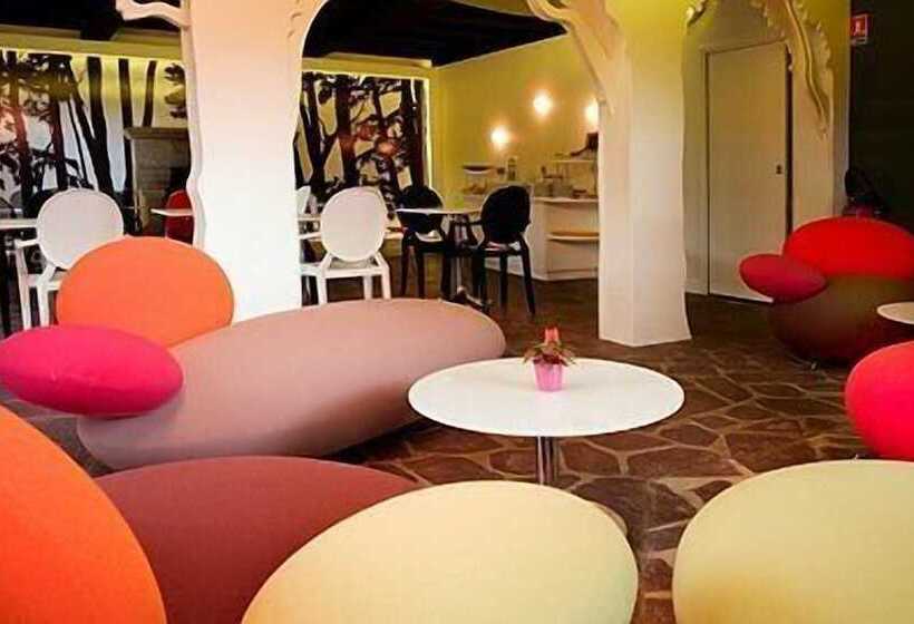 Hotel Logis Auberge De La Foret