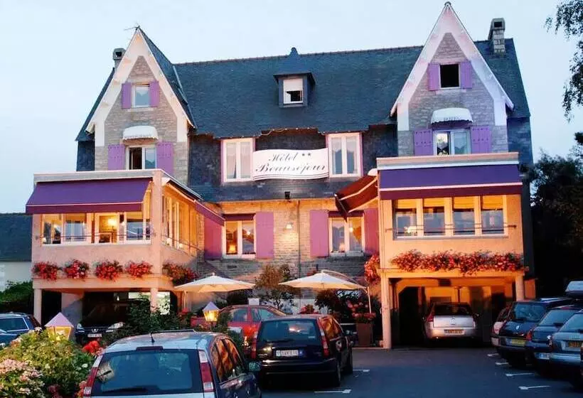 Отель Hôtel Beauséjour Erquy