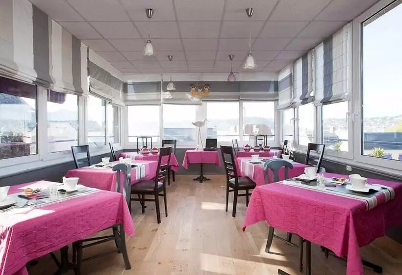 Отель Hôtel Beauséjour Erquy