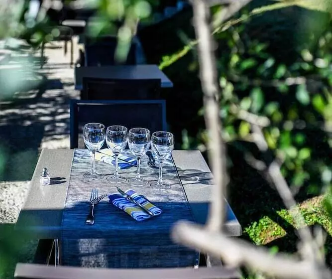 酒店 Logis Hôtel Du Chêne