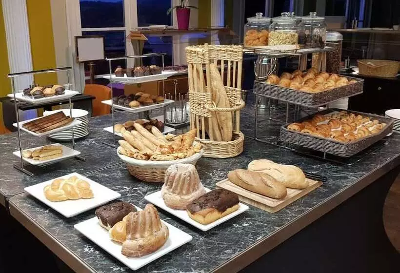 호텔 Logis Hôtel Les Tuileries