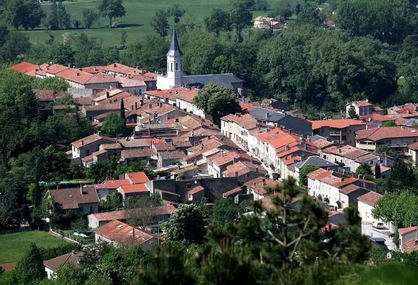 Logis Hotels Hôtel Et Restaurant De La Montagne Noire