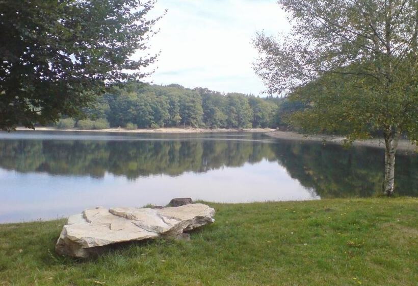 Logis Hotels   Hôtel Et Restaurant De La Montagne Noire