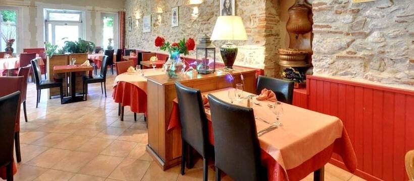 Logis Hotels   Hôtel Et Restaurant De La Montagne Noire