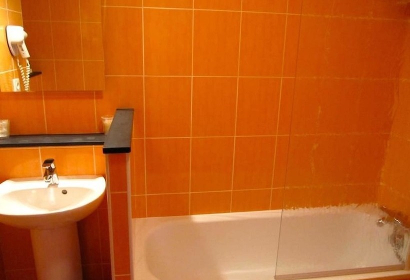 Logis Hotels   Hôtel Et Restaurant De La Montagne Noire