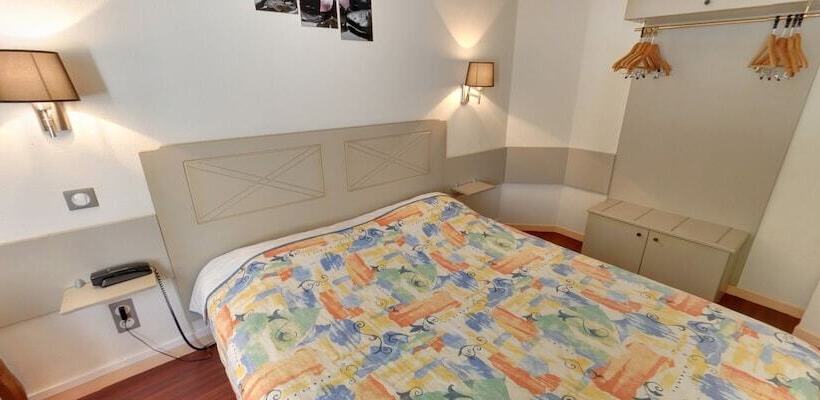 Logis Hotels   Hôtel Et Restaurant De La Montagne Noire