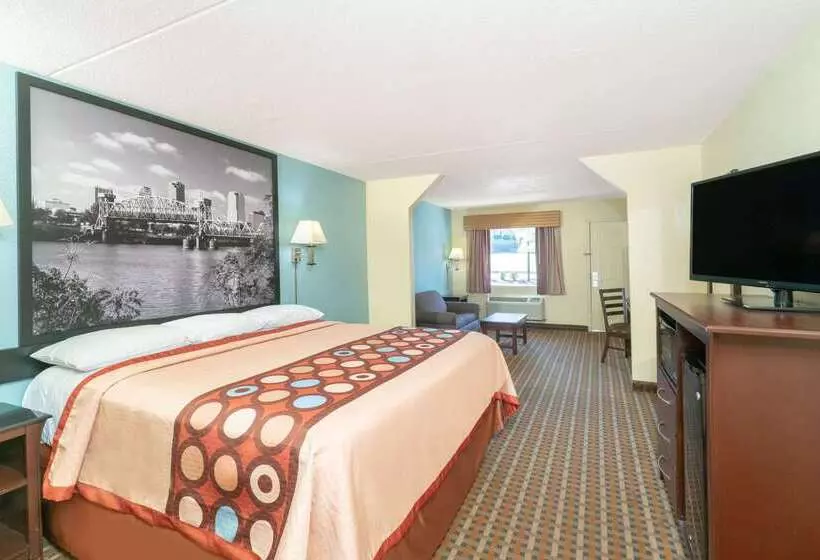 هتل Super 8 By Wyndham North Little Rock/mccain