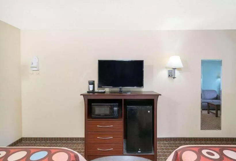 هتل Super 8 By Wyndham North Little Rock/mccain