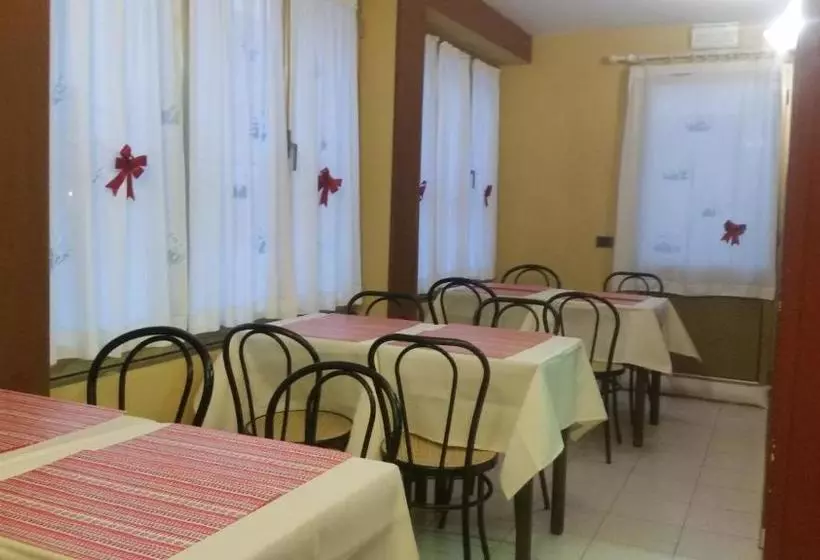 Отель Villa Serena