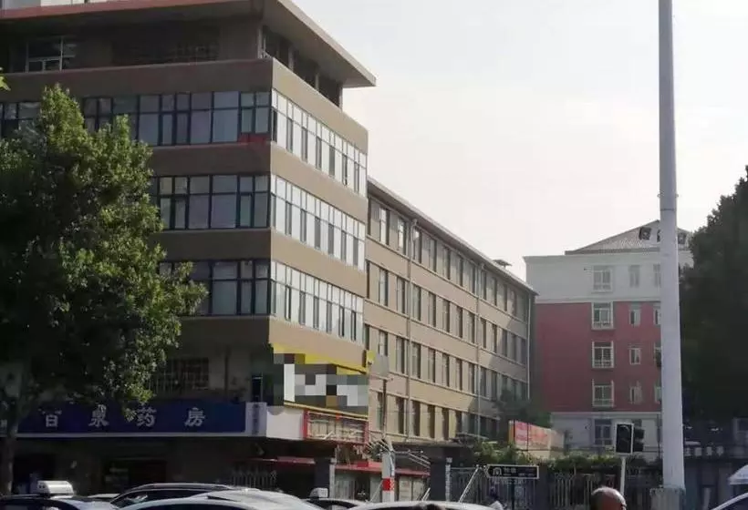 Hotelli 7 Days Premium Shijiazhuang Railway Station Branch