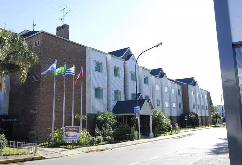 هتل Aeroparque Inn And Suites