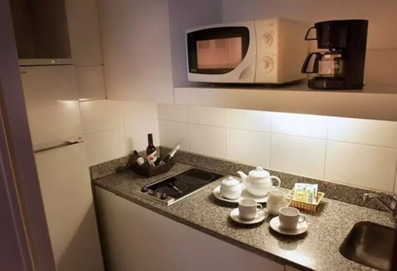 Argenta Tower Hotel & Suites