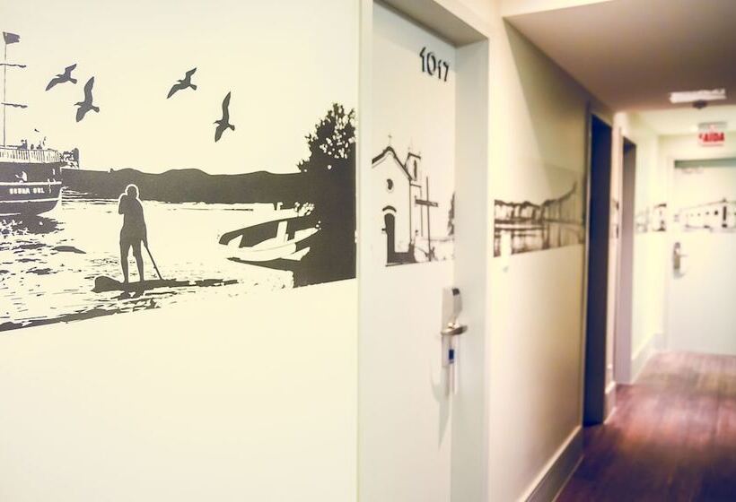 בית מלון כפרי Castelmar