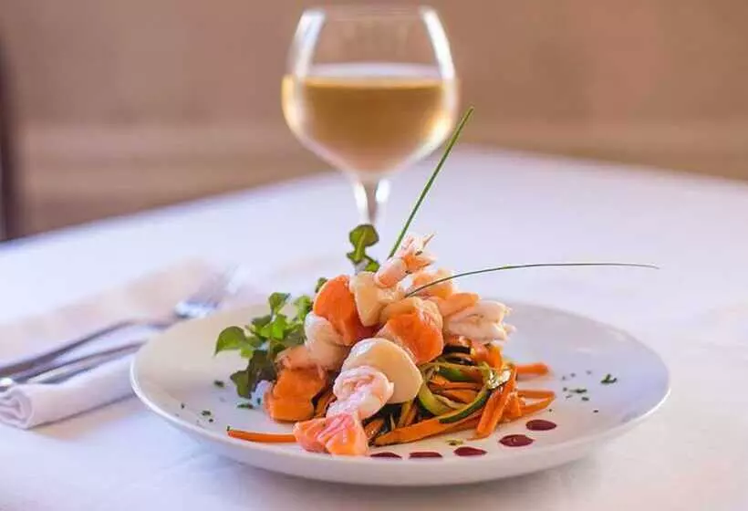 Отель Costa Real