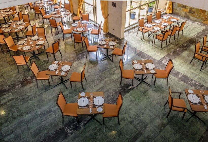 هتل Diego De Almagro Costanera  Antofagasta