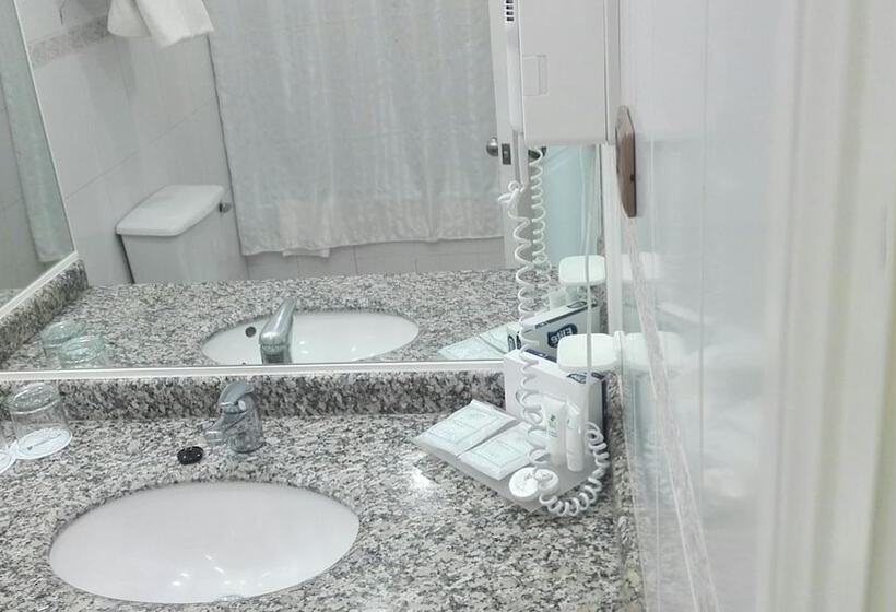 هتل Diego De Almagro Costanera  Antofagasta