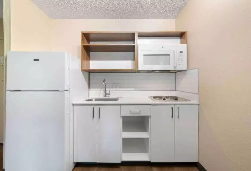 Отель Extended Stay America Premier Suites  Miami  Airport  Miami Springs