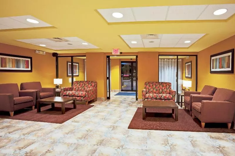 호텔 Holiday Inn Express And Suites Fort Lauderdale Airport West, An Ihg