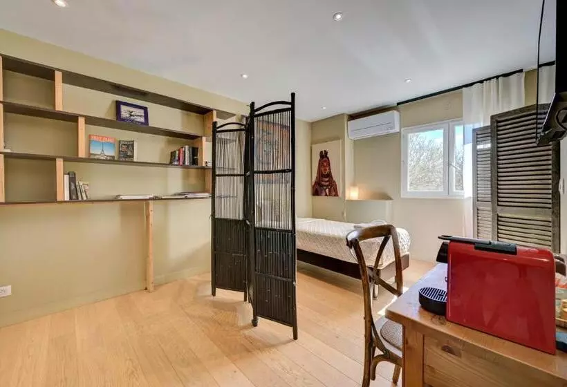 Отель Hostellerie Le Paradou