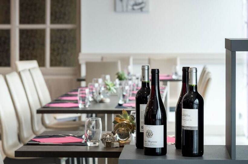 酒店 Hôtel Restaurant L Evidence