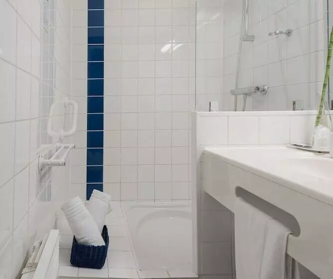 Отель Hôtel Restaurant L Evidence