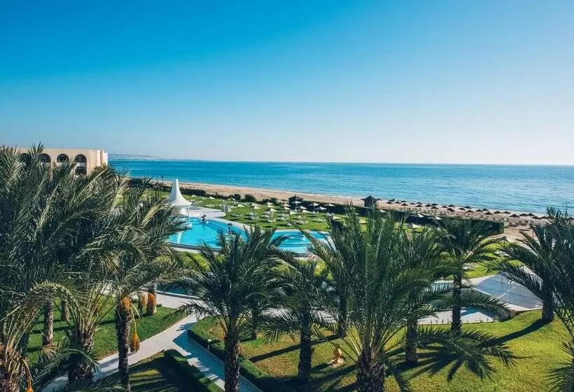 Отель Iberostar Waves Averroes