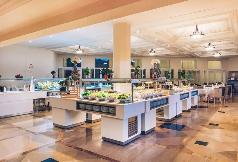 Отель Iberostar Waves Averroes