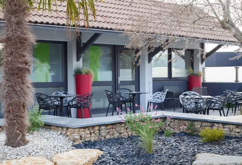 בית מלון כפרי Kyriad Niort Espace Mendesfrance