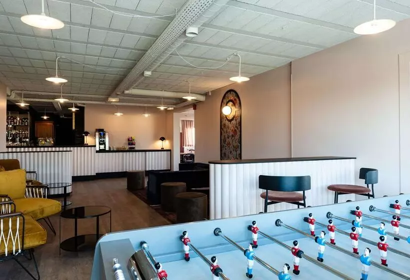 Отель Kyriad Nuits Saint Georges