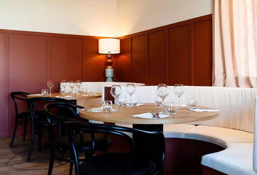 Отель Kyriad Nuits Saint Georges