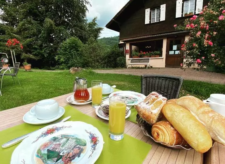 Le Chalet Hotel Restaurant