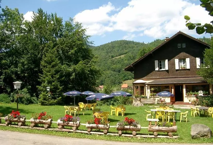 Le Chalet Hotel Restaurant