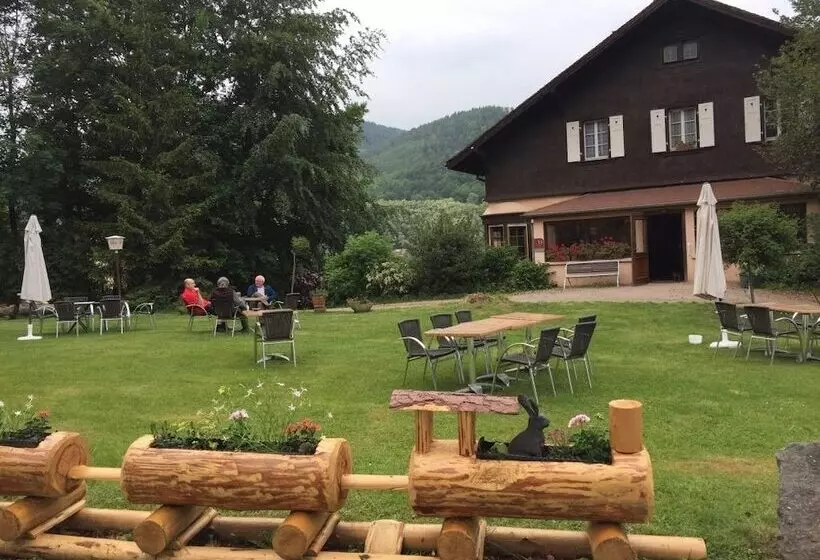 Le Chalet Hotel Restaurant