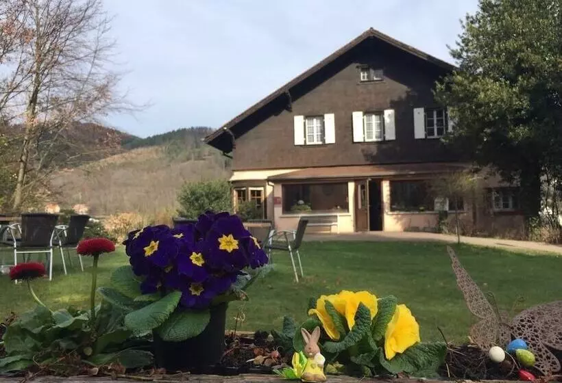 Le Chalet Hotel Restaurant