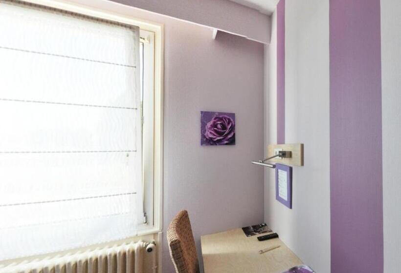 هتل Logis Hôtel Restaurant La Croix Couverte