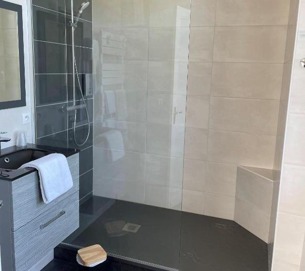 בית מלון כפרי Logis Hôtel Le Saint Florent