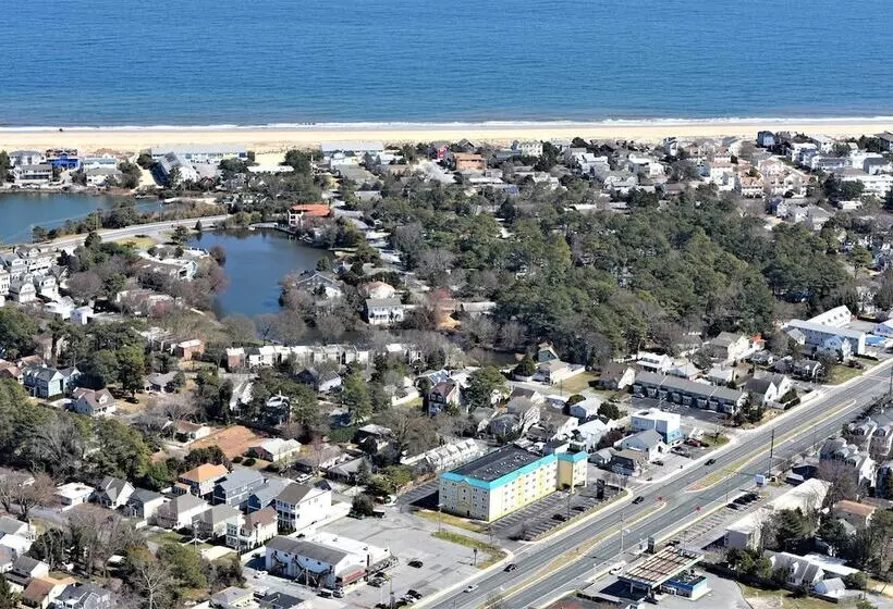 هتل Country Inn & Suites By Radisson Rehoboth Beach   Dewey