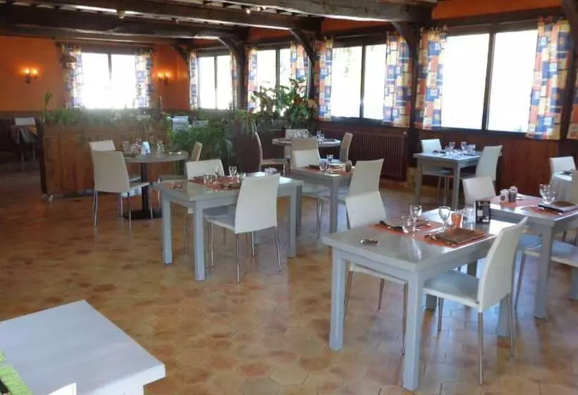 Отель Logis Hôtel Restaurant L Unique