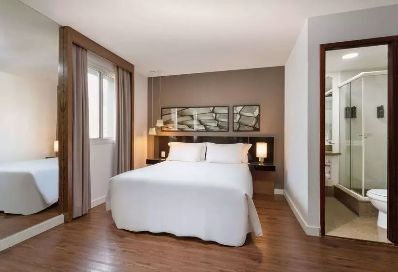 Hotelli Wyndham Sao Paulo Paulista